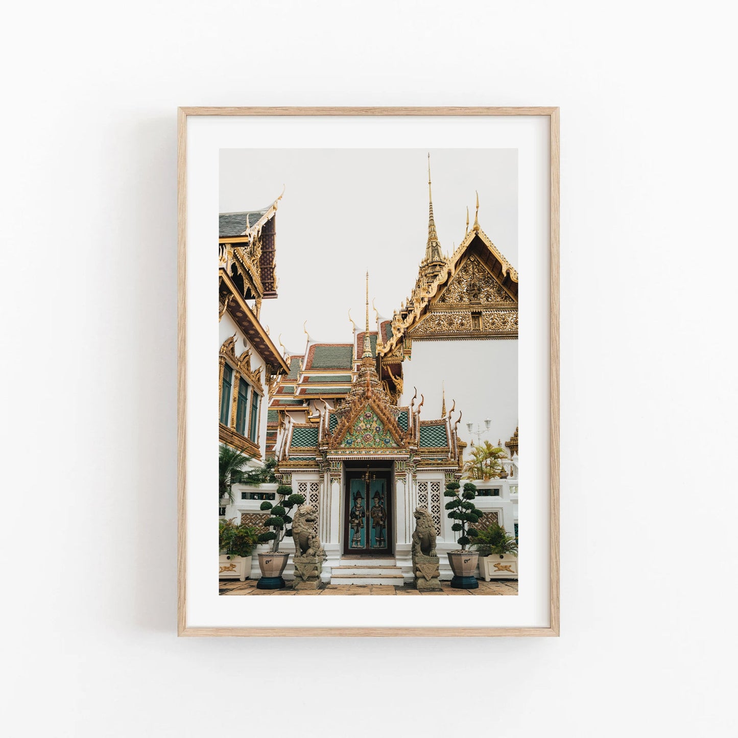 Framed Grand Palace V photo shows a detailed temple with ornate spires and colorful decorations on a white background.